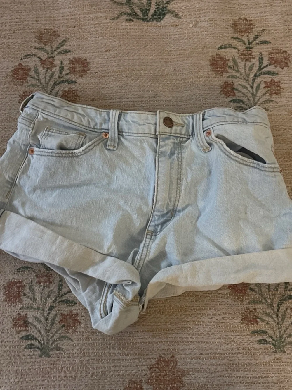 Universal Thread Light Blue Rolled Hem Denim Shorts